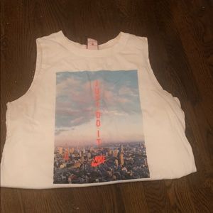 NIKE Graphic Muscle Tank Top